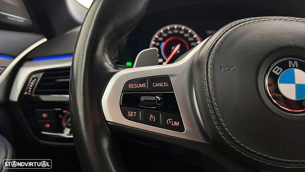 BMW 530 e iPerformance Pack M - 23