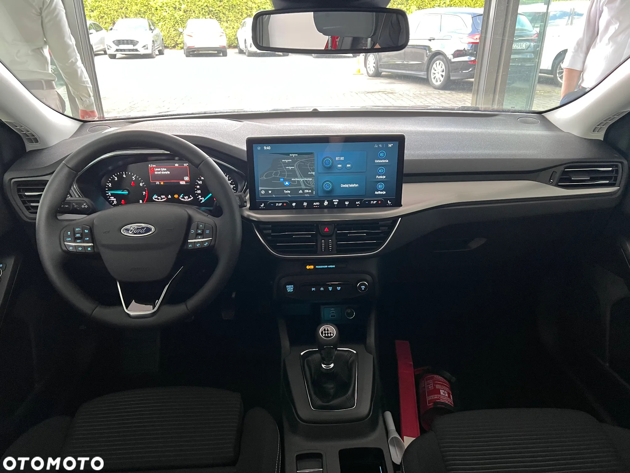 Ford Focus 1.0 EcoBoost Titanium Style - 24