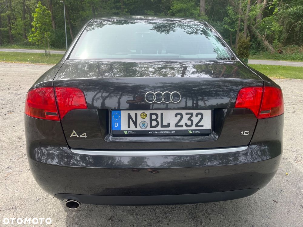 Audi A4 Limousine - 7
