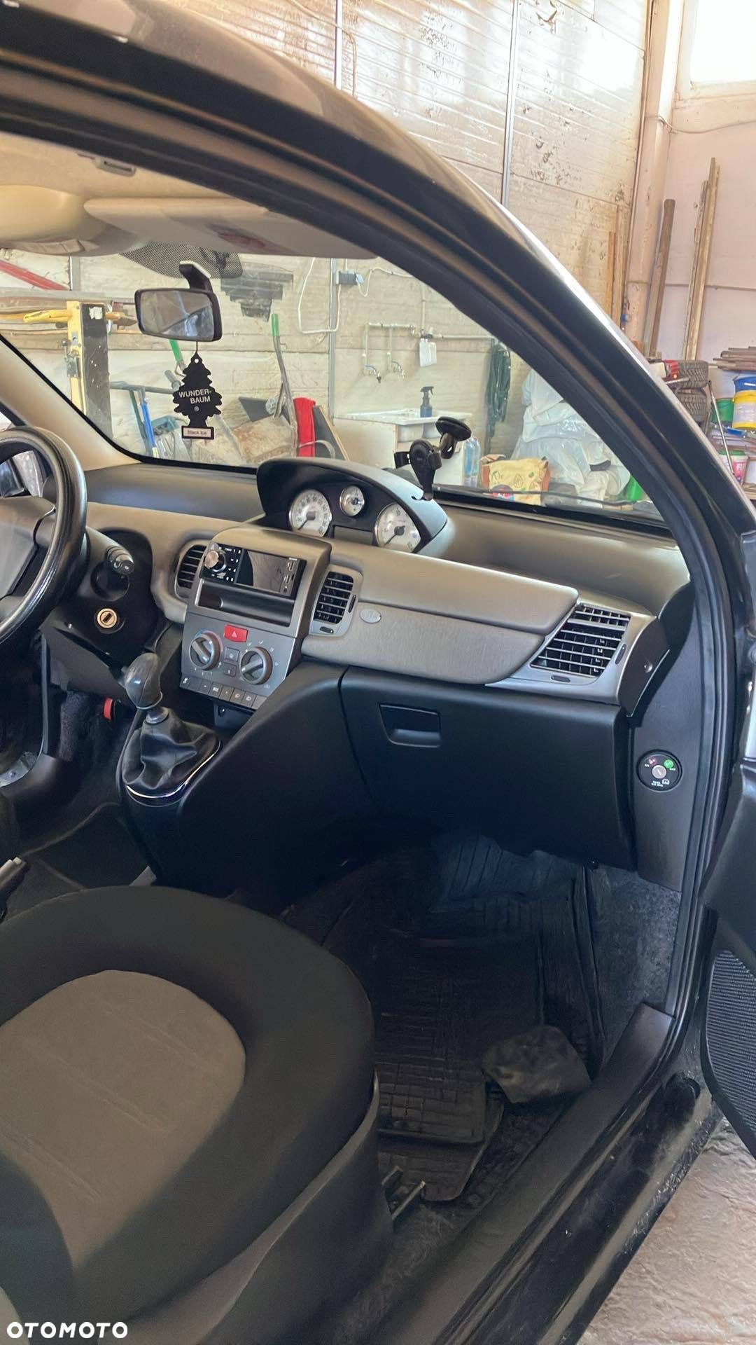 Lancia Ypsilon 1.2 8v - 11