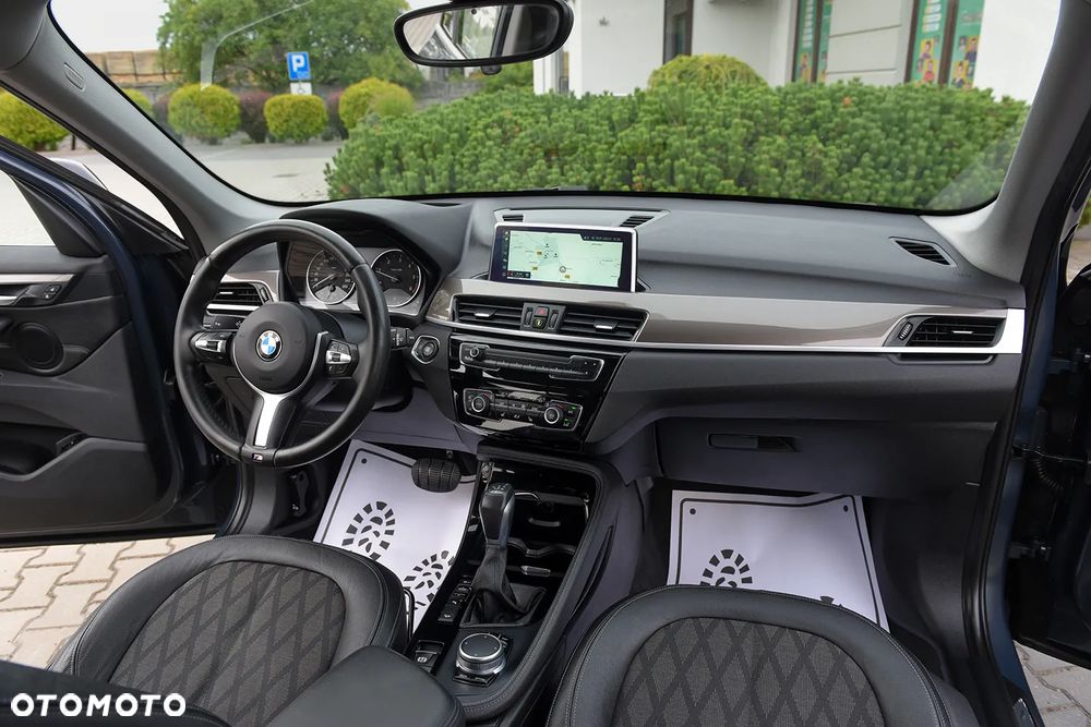 BMW X1 xDrive20d Sport Line - 32