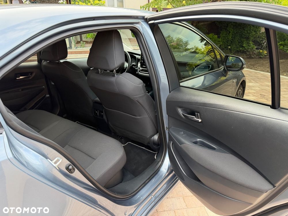 Toyota Corolla 1.8 Hybrid Comfort - 18