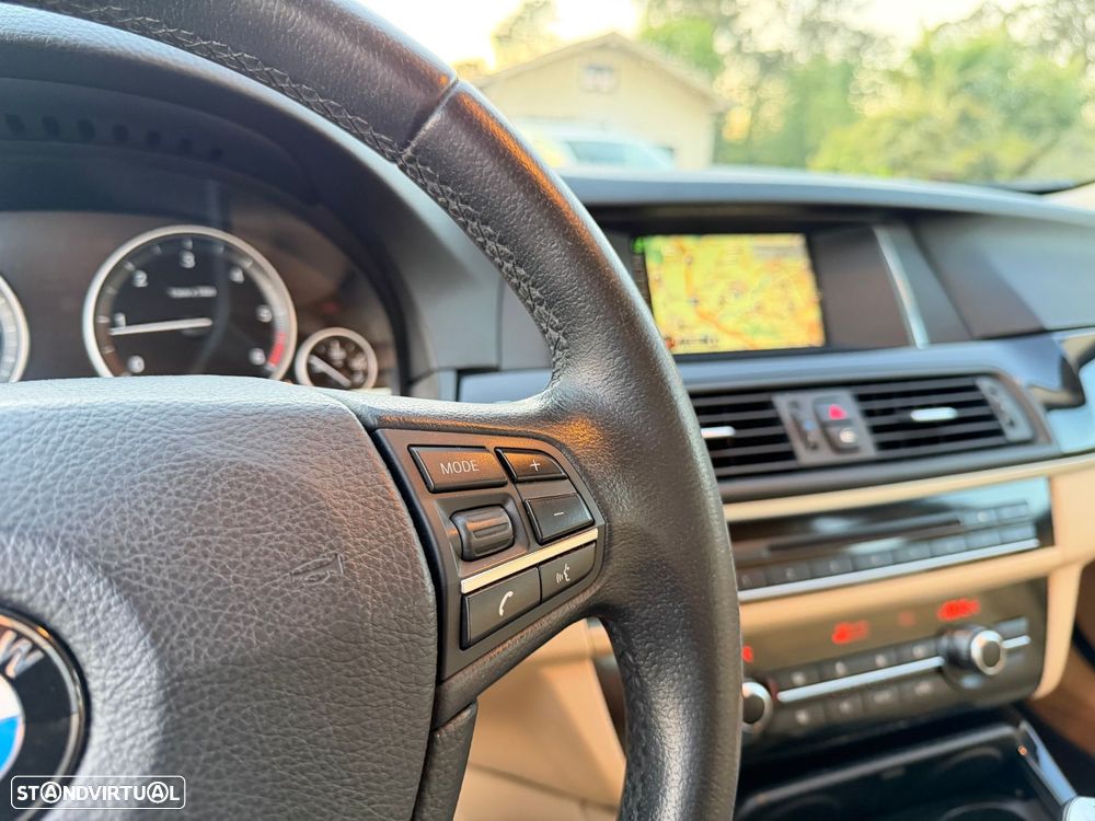 BMW 520 d Auto - 23