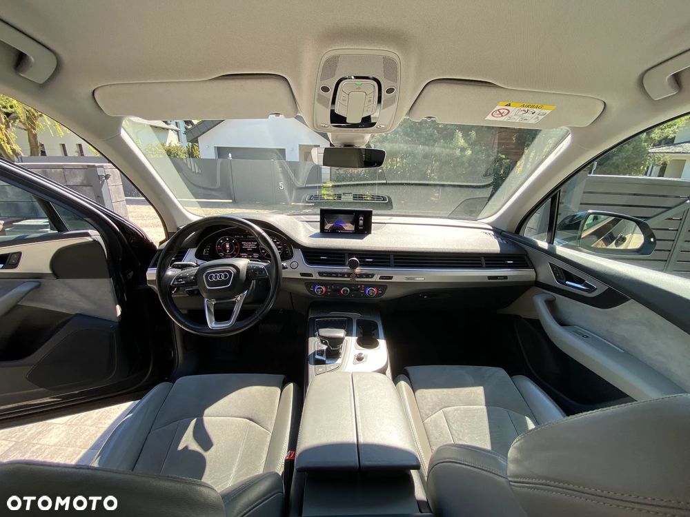 Audi Q7 - 11