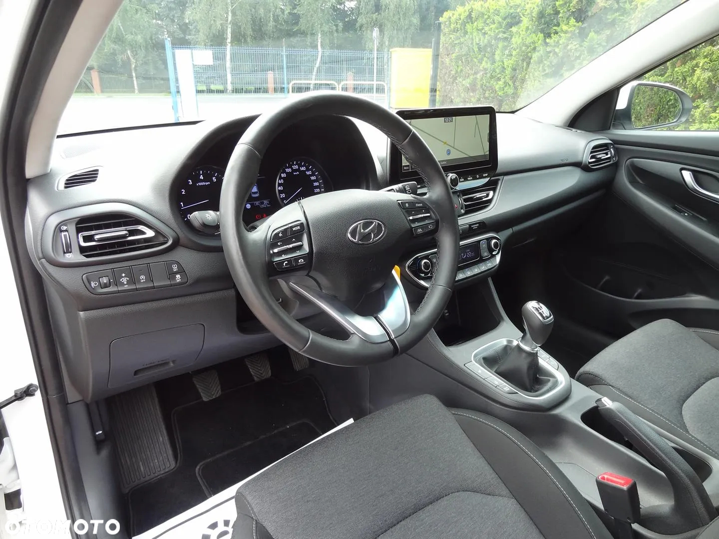 Hyundai i30 1.5 T-GDI 48V-Hybrid Trend - 14