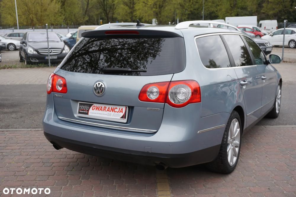 Volkswagen Passat 3.2 V6 FSI 4Mot Highline DSG - 3