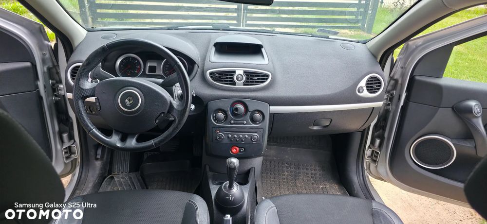 Renault Clio - 6