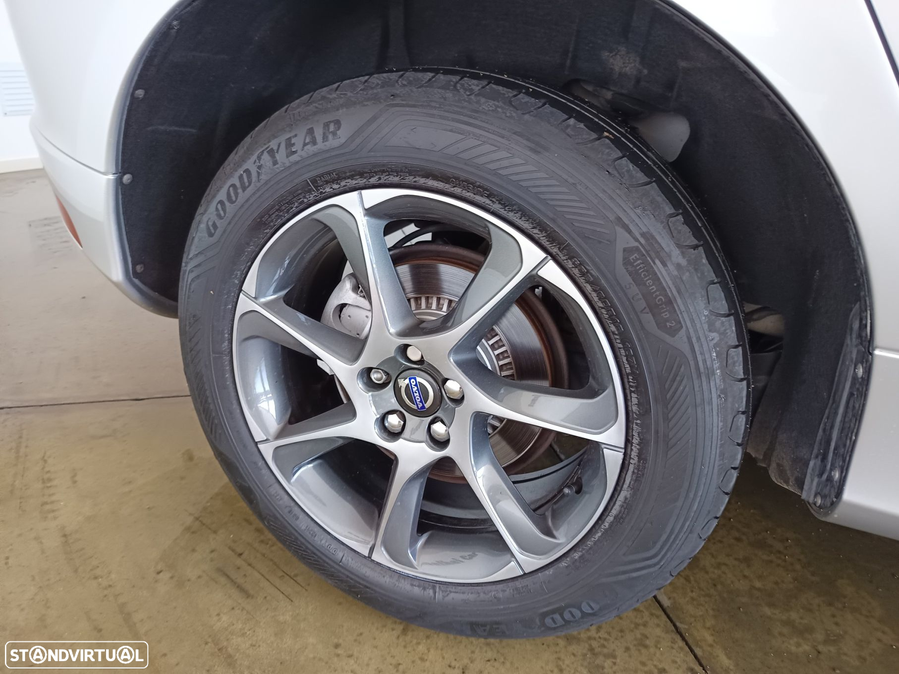Volvo XC 60 2.0 D4 VOR Geartronic - 43