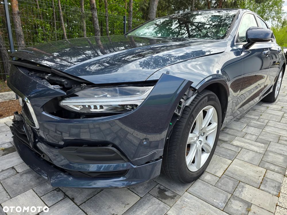 Volvo S90 D3 Geartronic Momentum Pro - 21