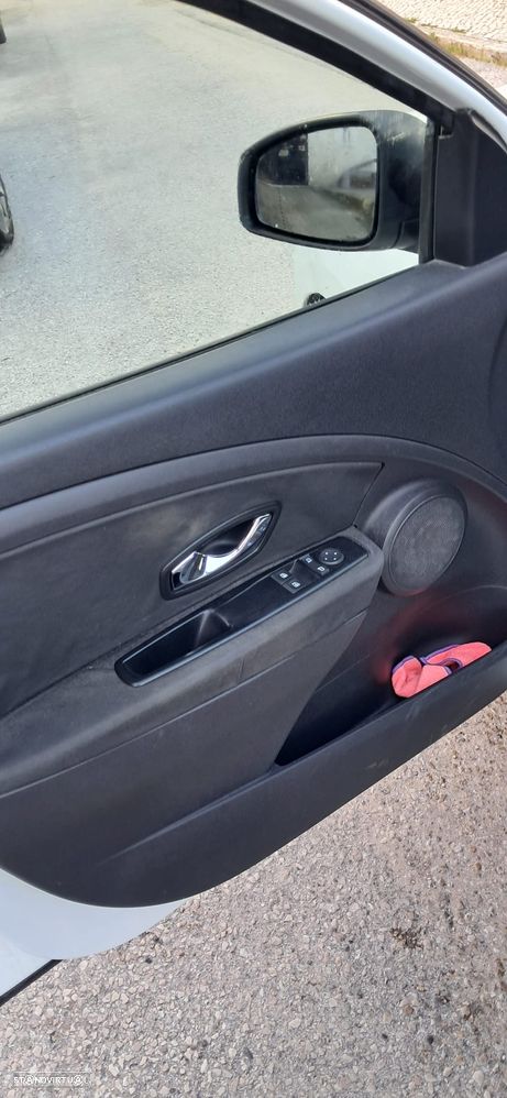 Renault Mégane 1.5 dCi Confort - 7