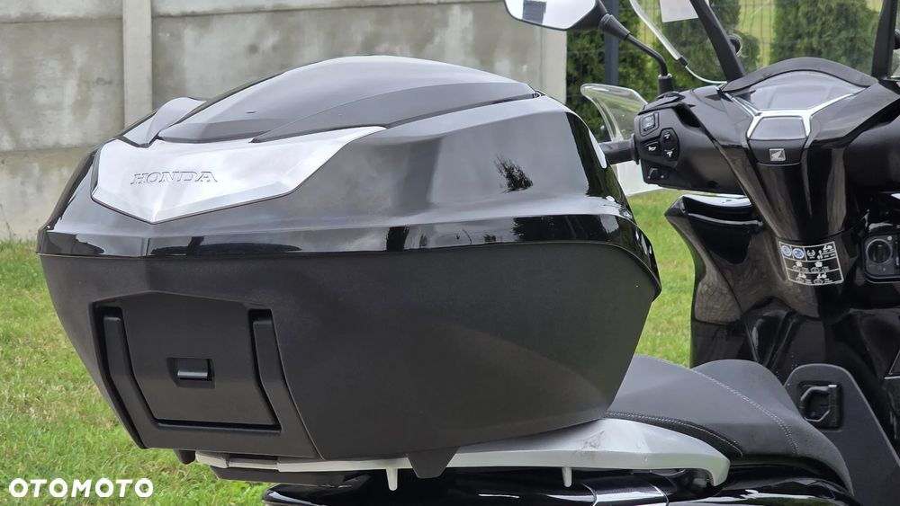 Honda SH - 27