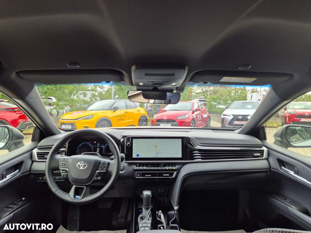 Toyota Camry 2.5 Exclusive - 17