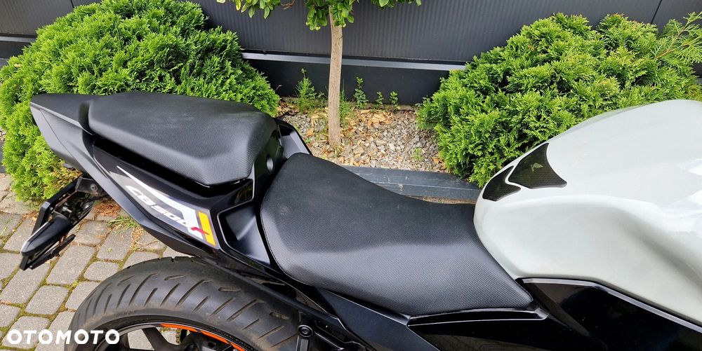 Honda CB - 23
