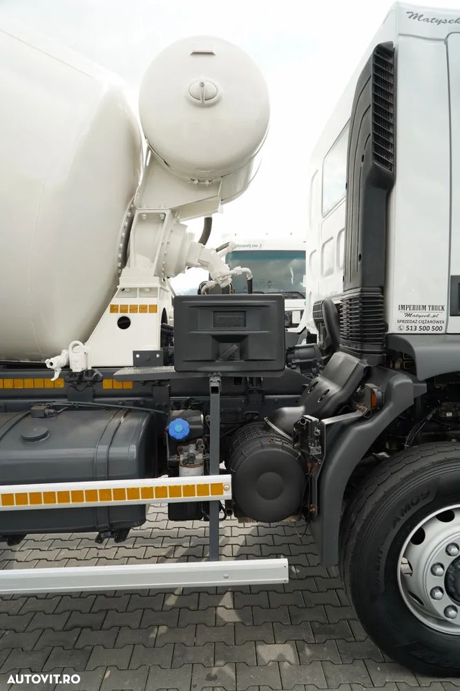 Renault KERAX / 4x4 / BETONIERĂ 5m³ / MANUALĂ / - 17