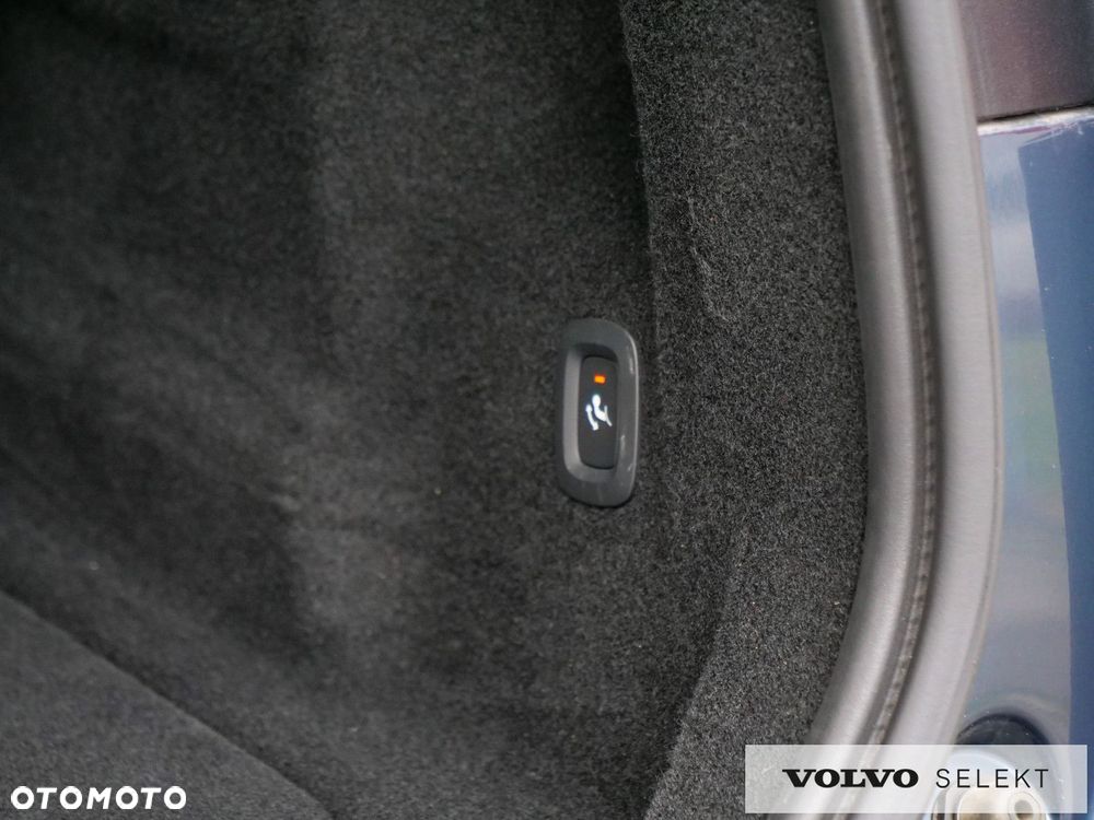 Volvo XC 60 - 35