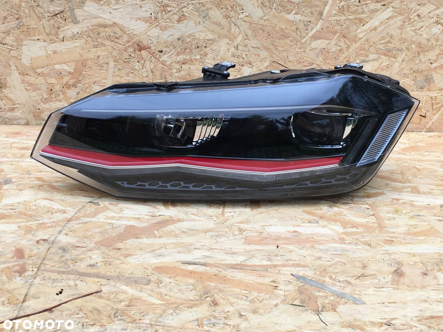 VW POLO 2G1 GTI 2017 - REFLEKTOR FULL LED KPL ORG - 2