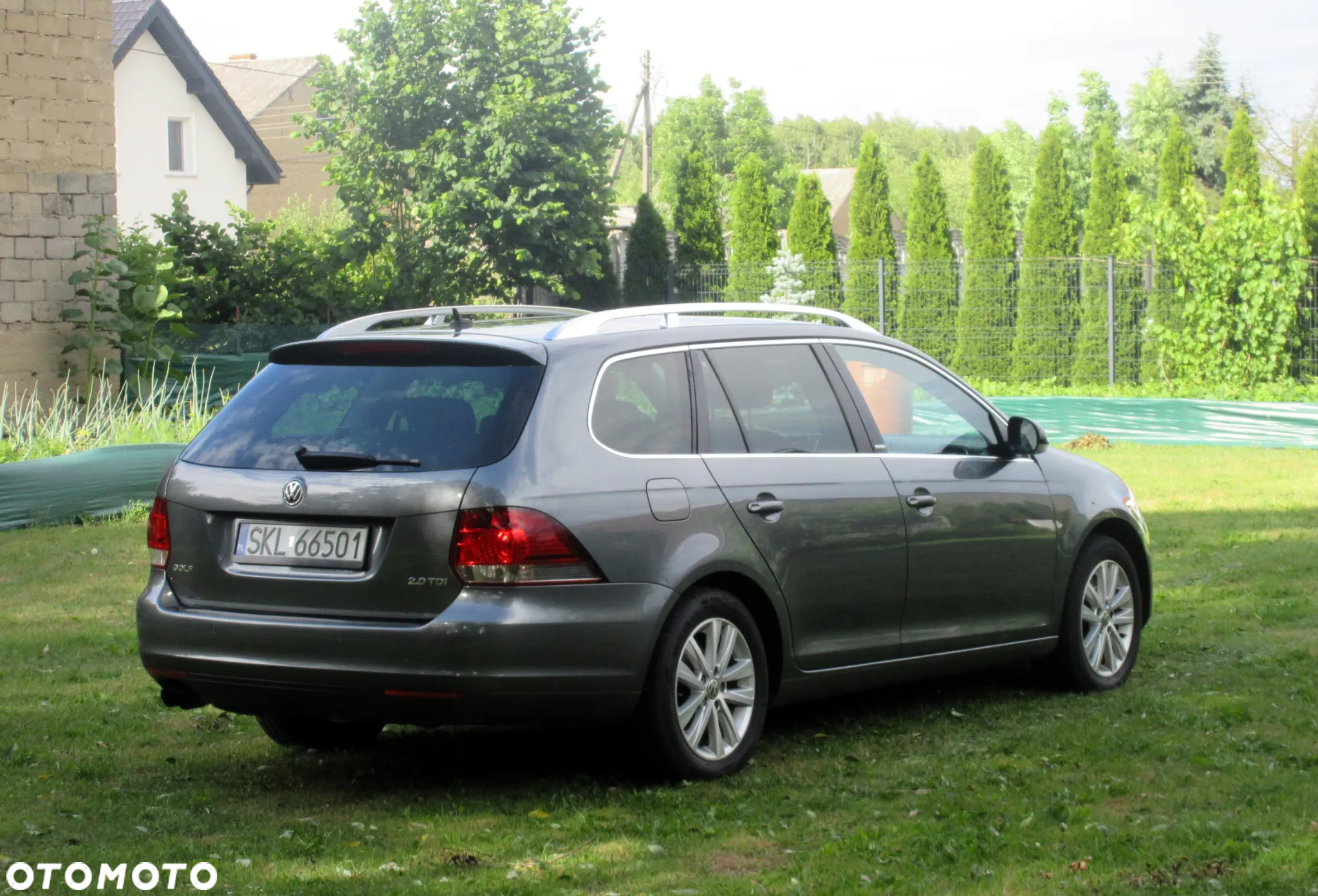 Volkswagen Golf 2.0 TDI DPF BlueMotion Technology DSG Style - 11