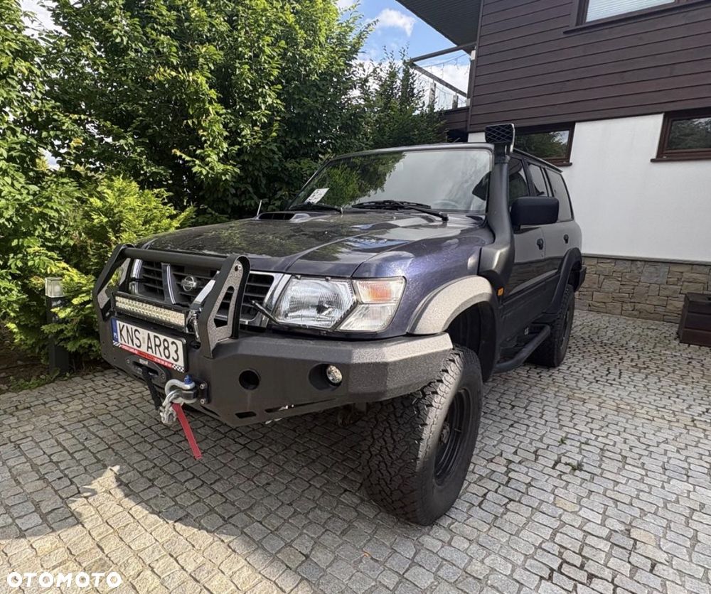 Nissan Patrol - 1