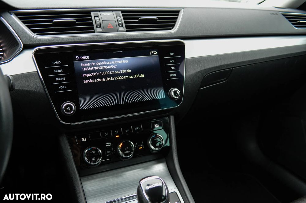 Skoda Superb 2.0 TDI DSG Essence - 14