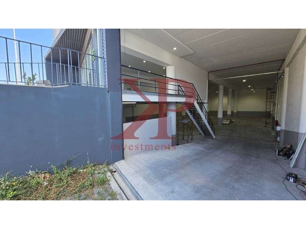 Comercial Venda Santo Tirso - Grande imagem: 3/26