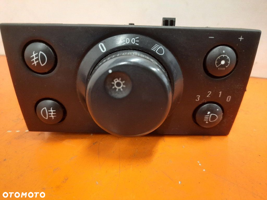 OPEL SIGNUM C 03-05 WŁĄCZNIK PRZEŁĄCZNIK STEROWNIK ŚWIATEŁ 13177066 Z22YH - 2