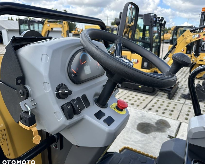 Caterpillar CB 2.5 GC - 24