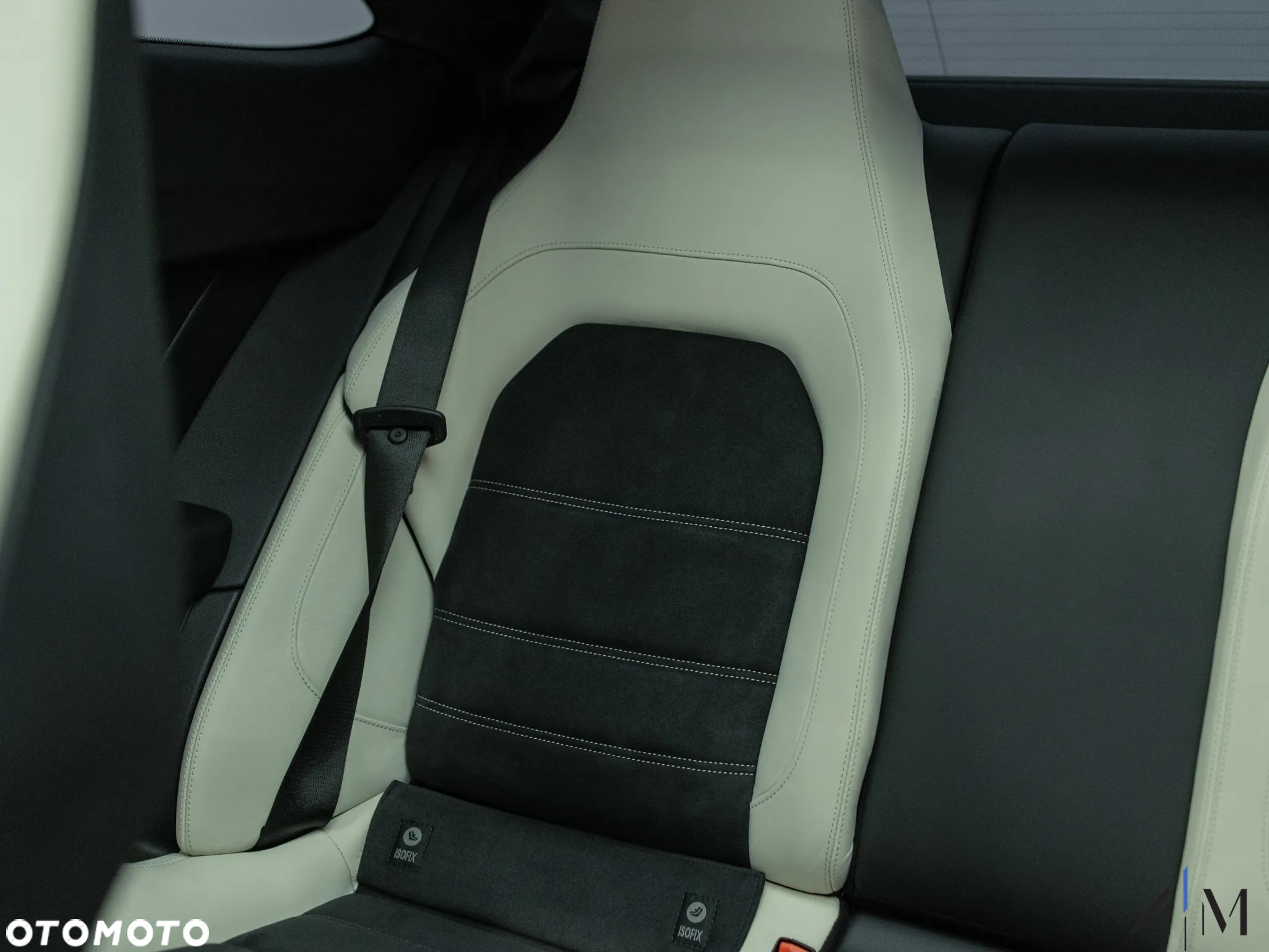 Mercedes-Benz Klasa C 63 AMG Coupe AMG SPEEDSHIFT MCT Edition 507 - 32