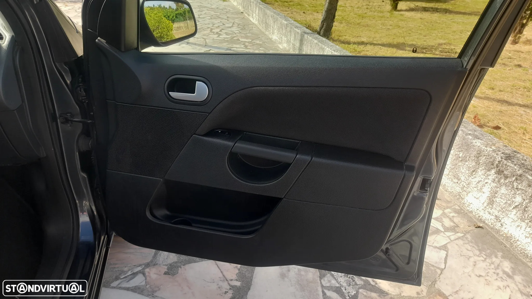 Ford Fiesta 1.4 TDCi Trend - 37