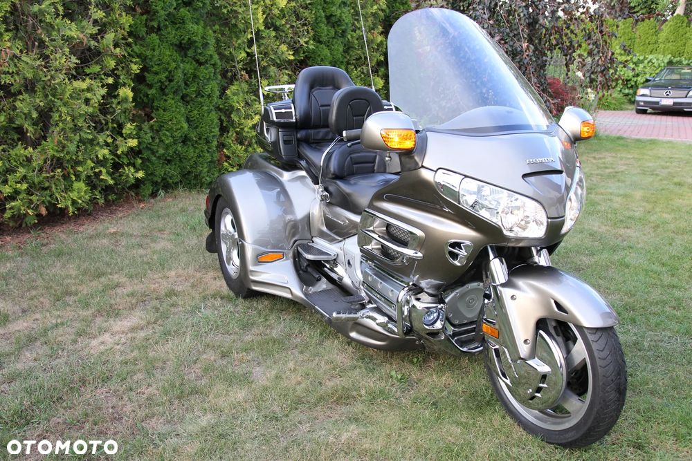 Honda GL - 6