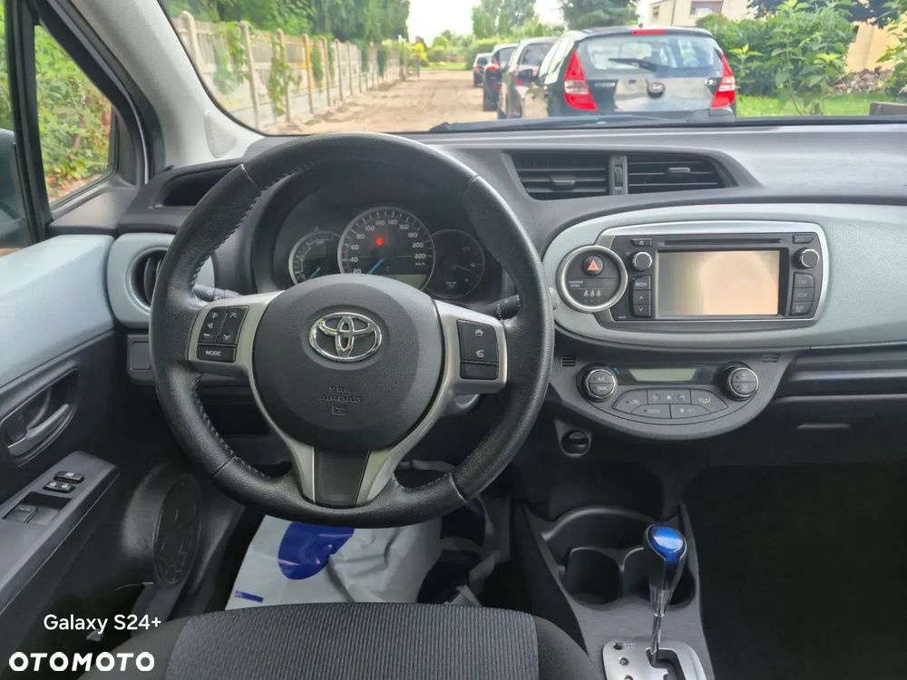 Toyota Yaris 1.5 VVT-i Life - 10
