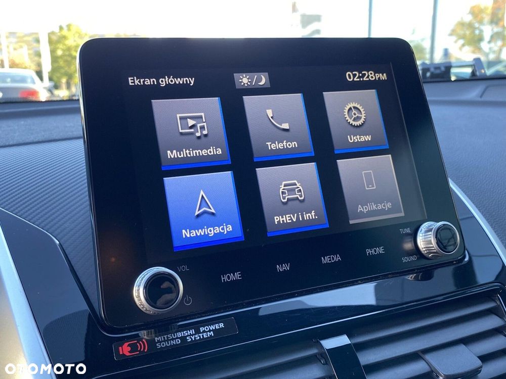 Mitsubishi Eclipse Cross - 32