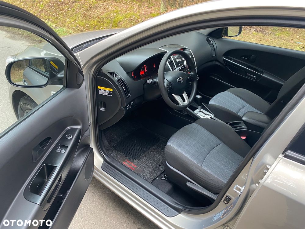 Kia Ceed 1.6 CVVT Automatik Spirit - 11