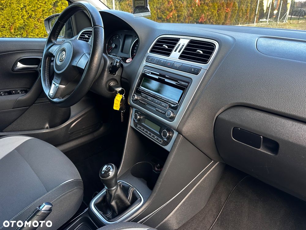 Volkswagen Polo 1.2 TSI Highline - 26