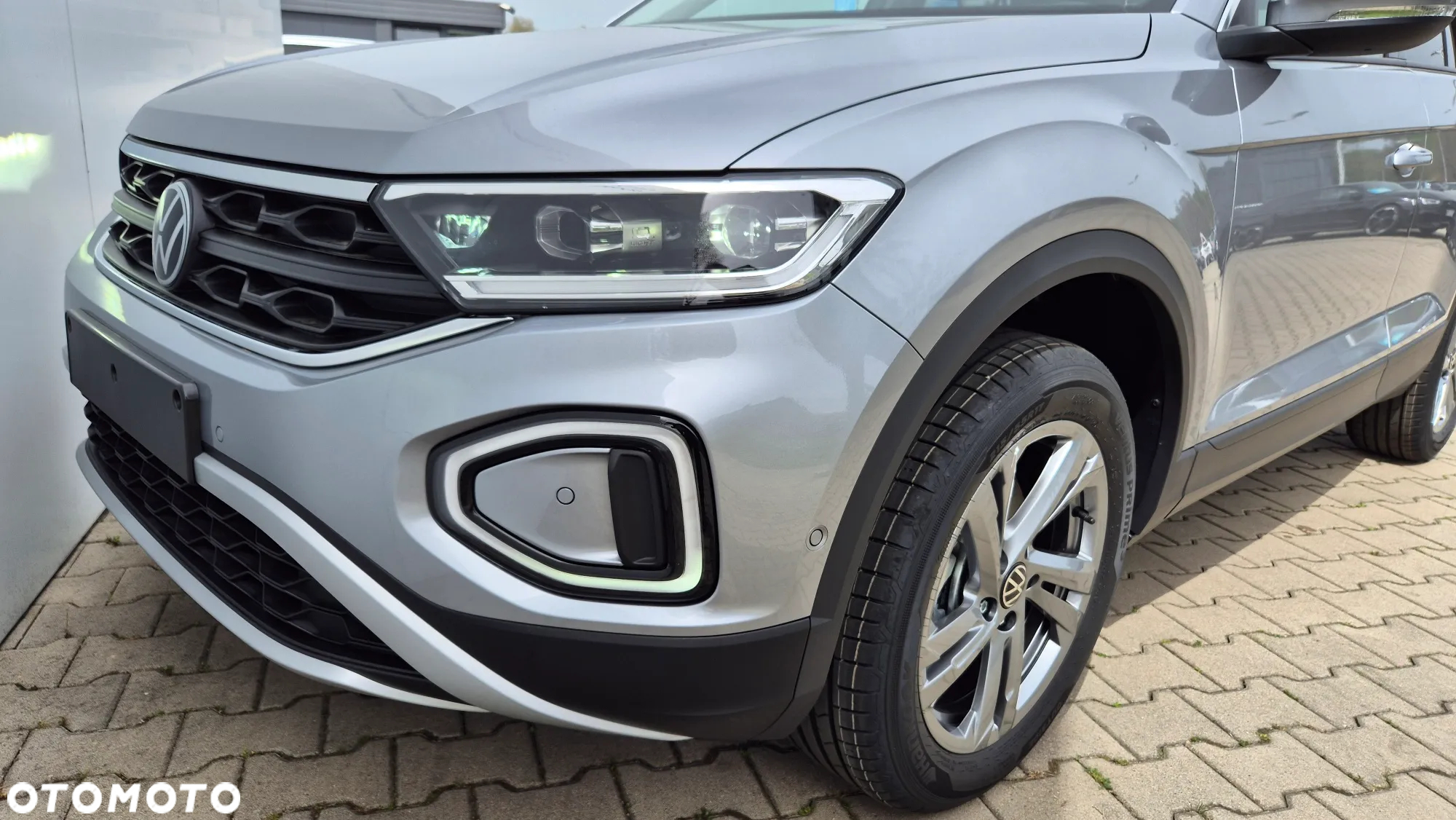 Volkswagen T-Roc 1.5 TSI Life Plus DSG - 11