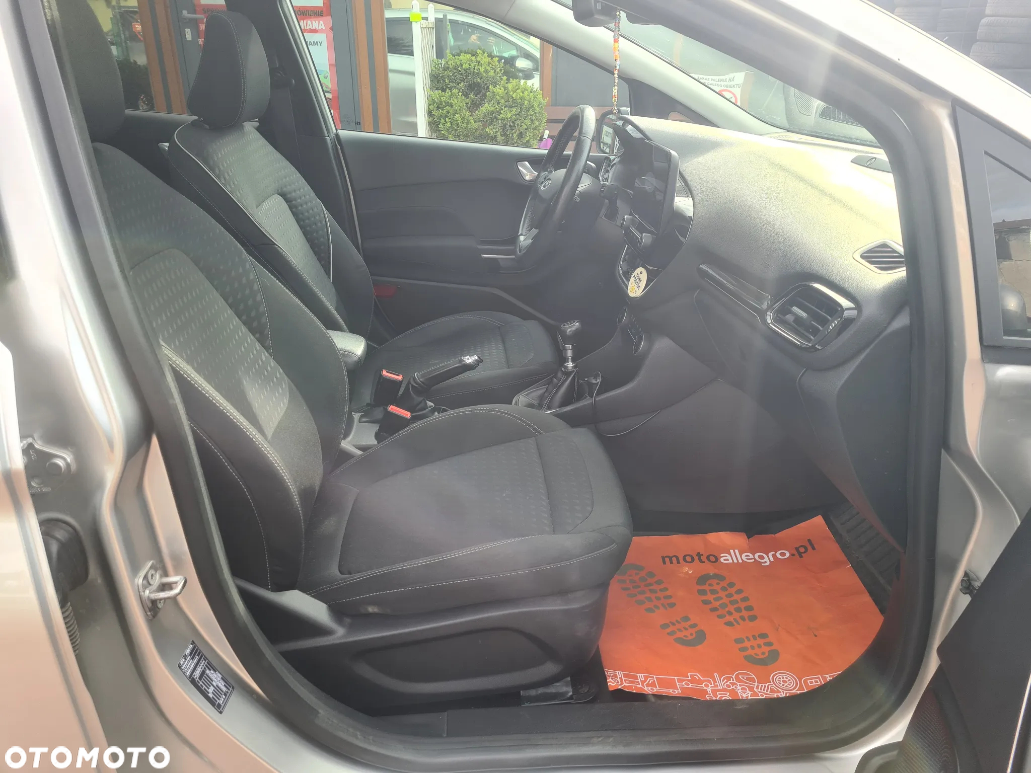 Ford Fiesta - 9