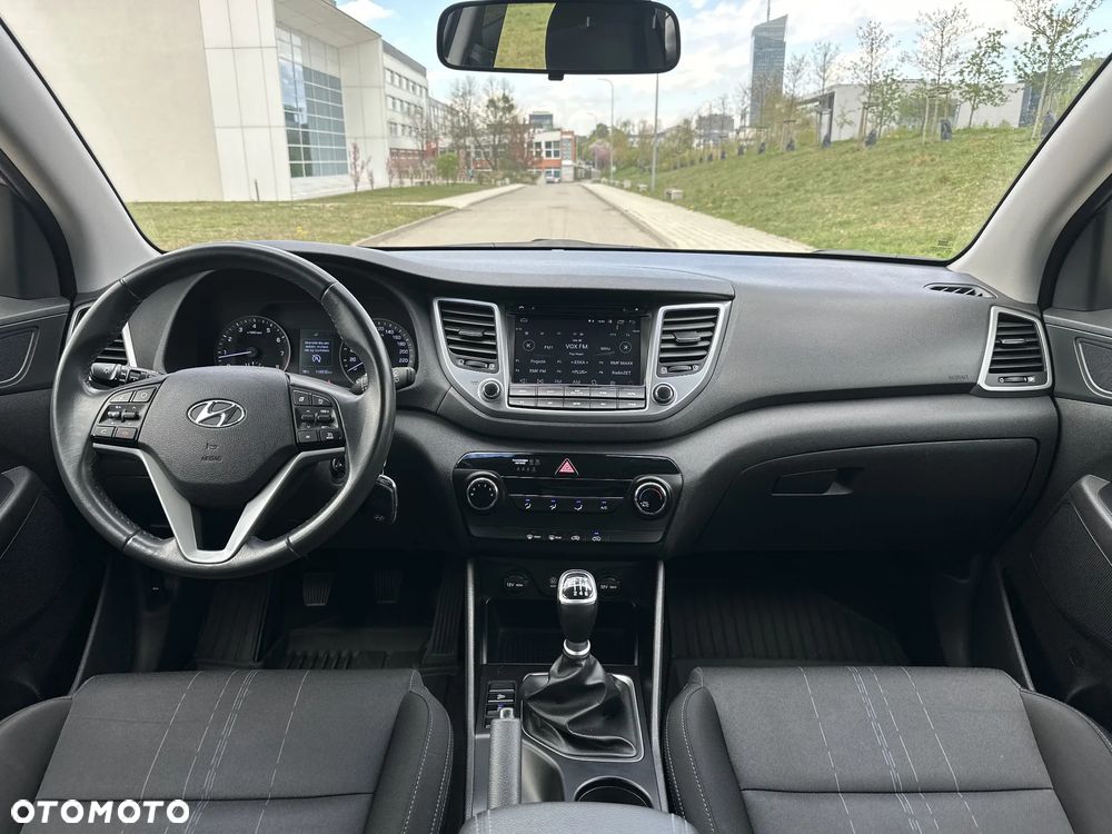 Hyundai Tucson 1.6 GDI BlueDrive Classic 2WD - 17