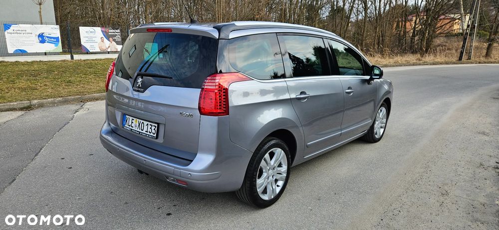 Peugeot 5008 - 3