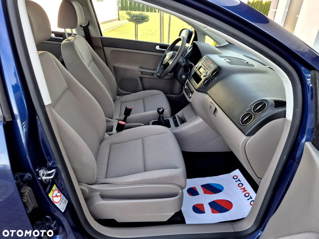 Volkswagen Golf Plus - 17