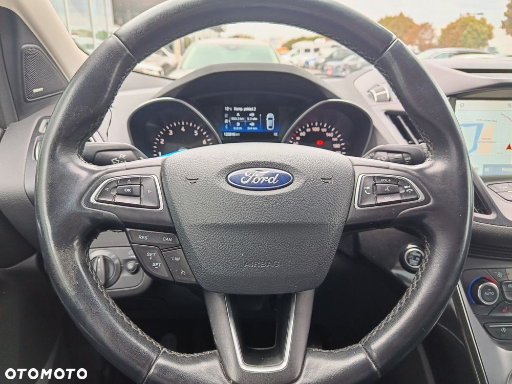 Ford Kuga - 16