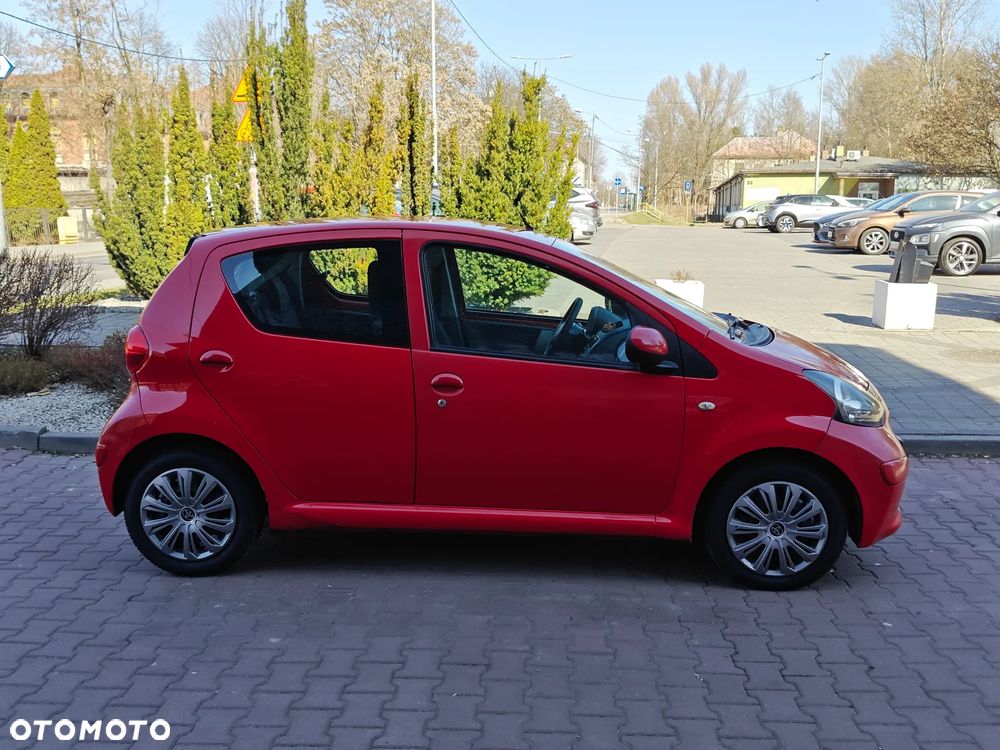 Toyota Aygo 1.0 VVT-i Sol - 28