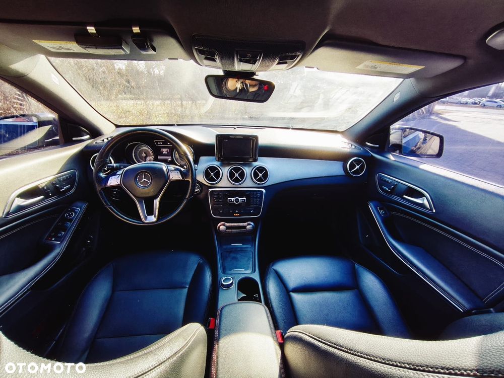 Mercedes-Benz CLA 250 7G-DCT Edition 1 - 3