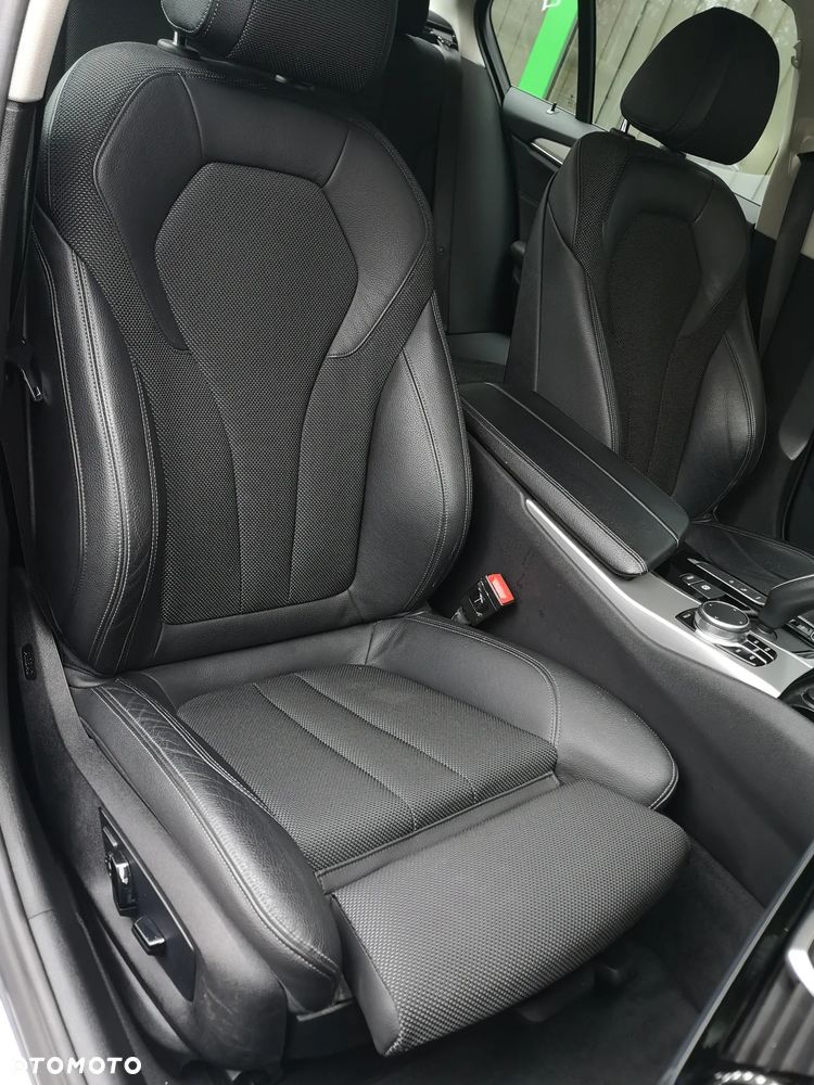 BMW Seria 5 530e iPerformance - 33