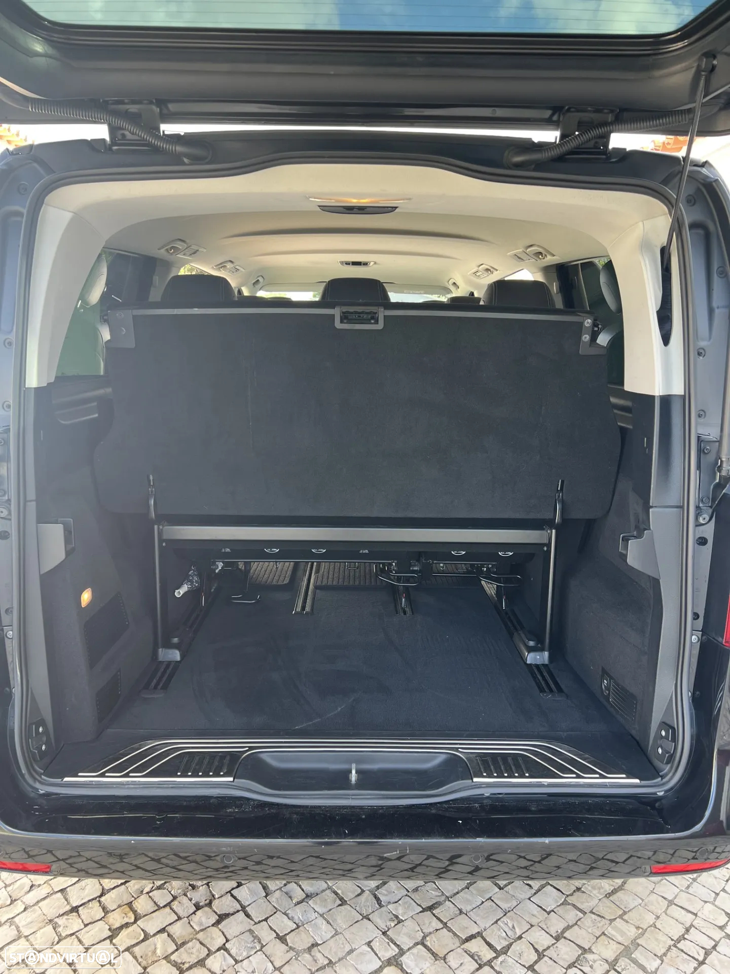Mercedes-Benz V 250 BlueTEC Longo Avantgarde - 17