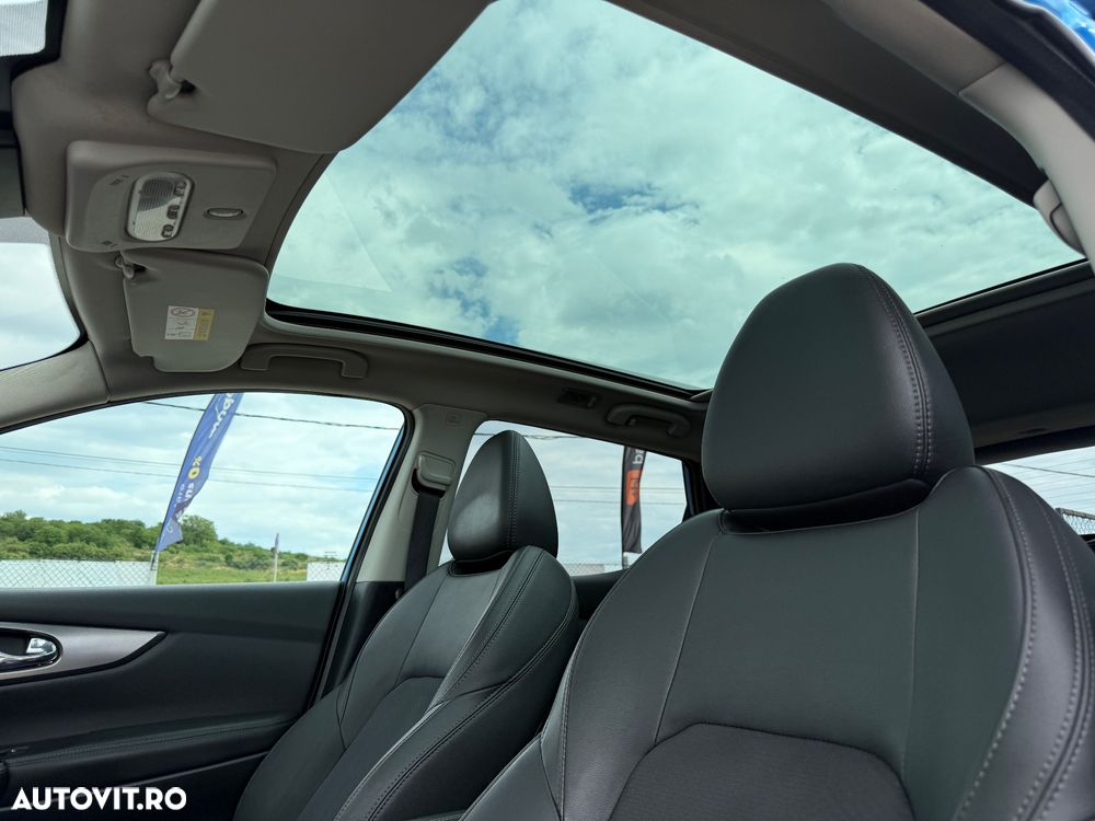 Nissan Qashqai 1.6 DCI Start/Stop X-TRONIC Tekna - 11