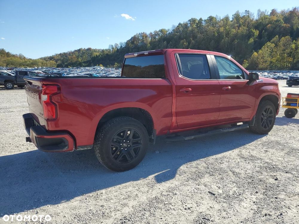 Chevrolet Silverado - 4