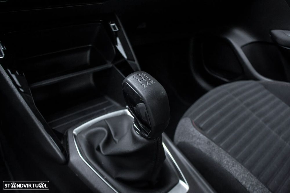 Peugeot 208 1.2 PureTech Active - 18