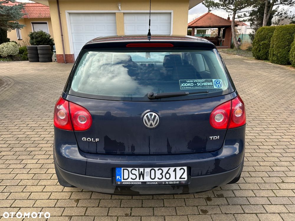Volkswagen Golf - 38