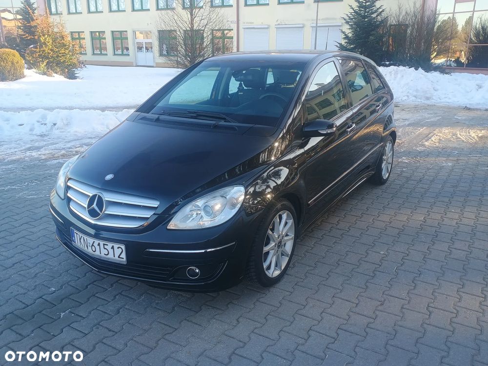 Mercedes-Benz Klasa B 200 Turbo SPORT EDITION - 18