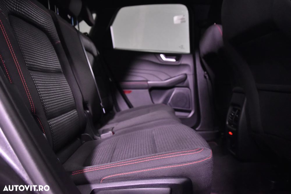Ford Kuga - 13