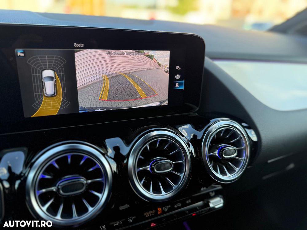 Mercedes-Benz GLA - 19